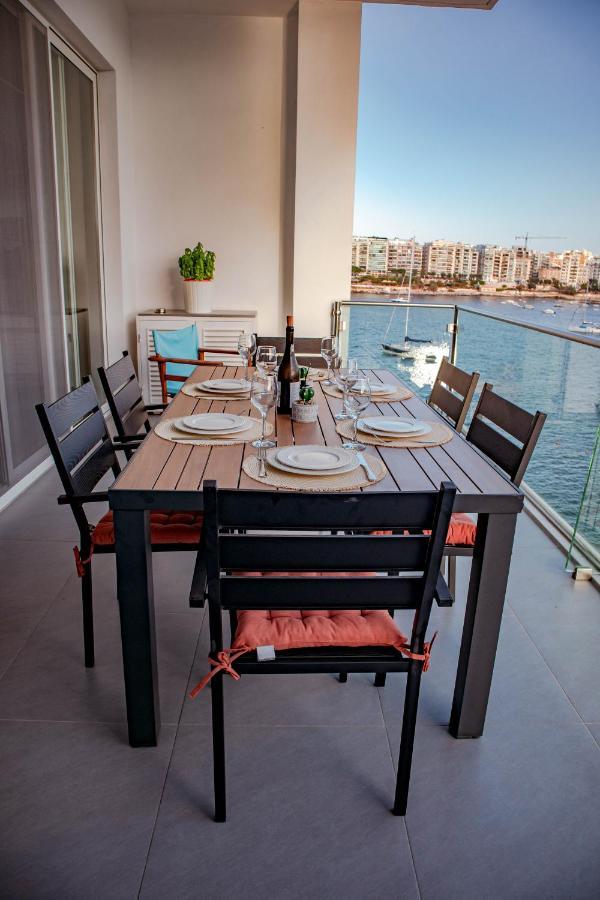 Seafront Two Bedroom Apartment Saint Julian's 외부 사진